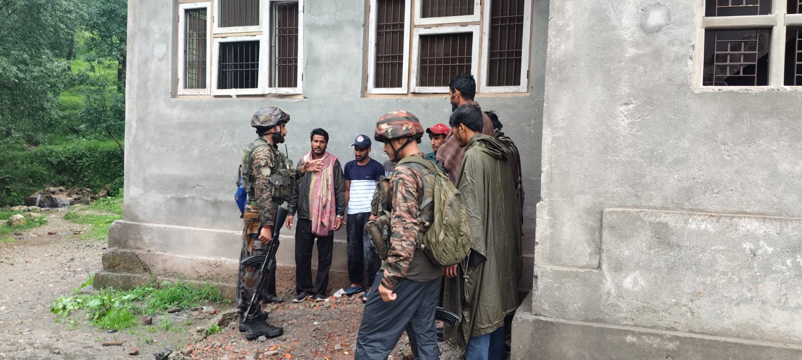 Army provides timely humanitarian assistance at Panjnara Peeri