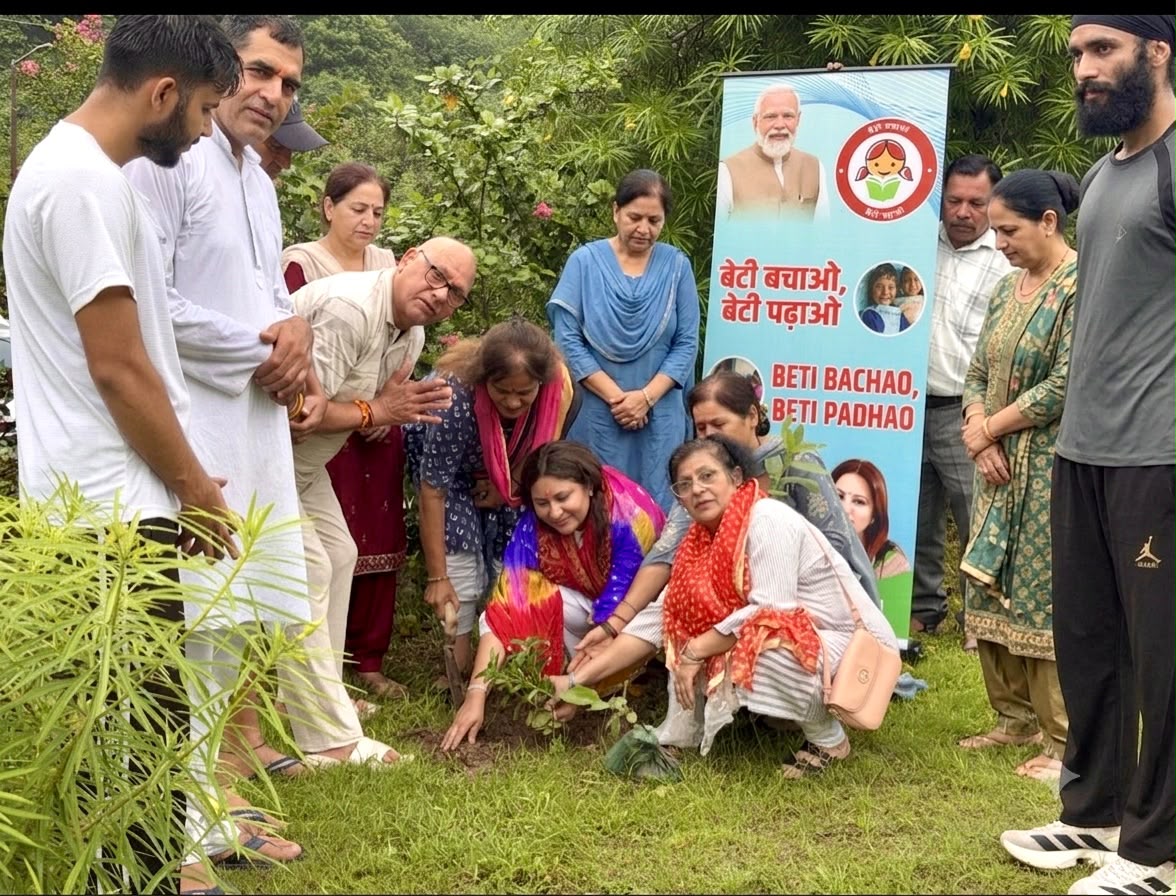 BBBP team leads green drive at Har Ki Pauri, inspires citizens to protect nature