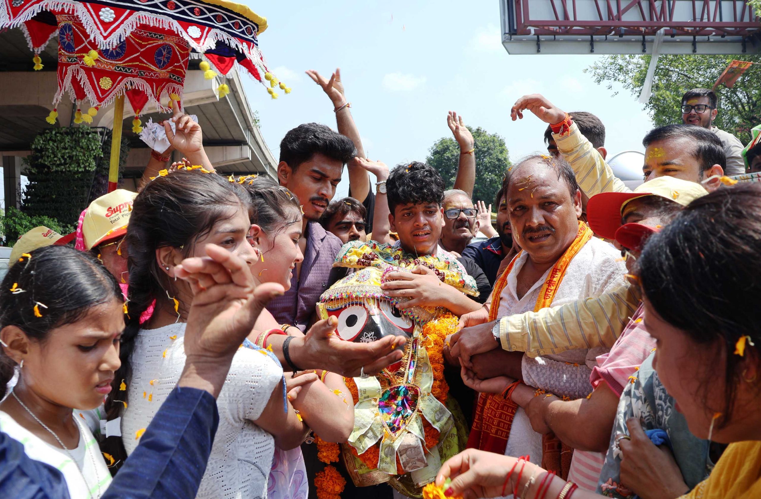 Jagannath Rath Yatra taken out in Jammu