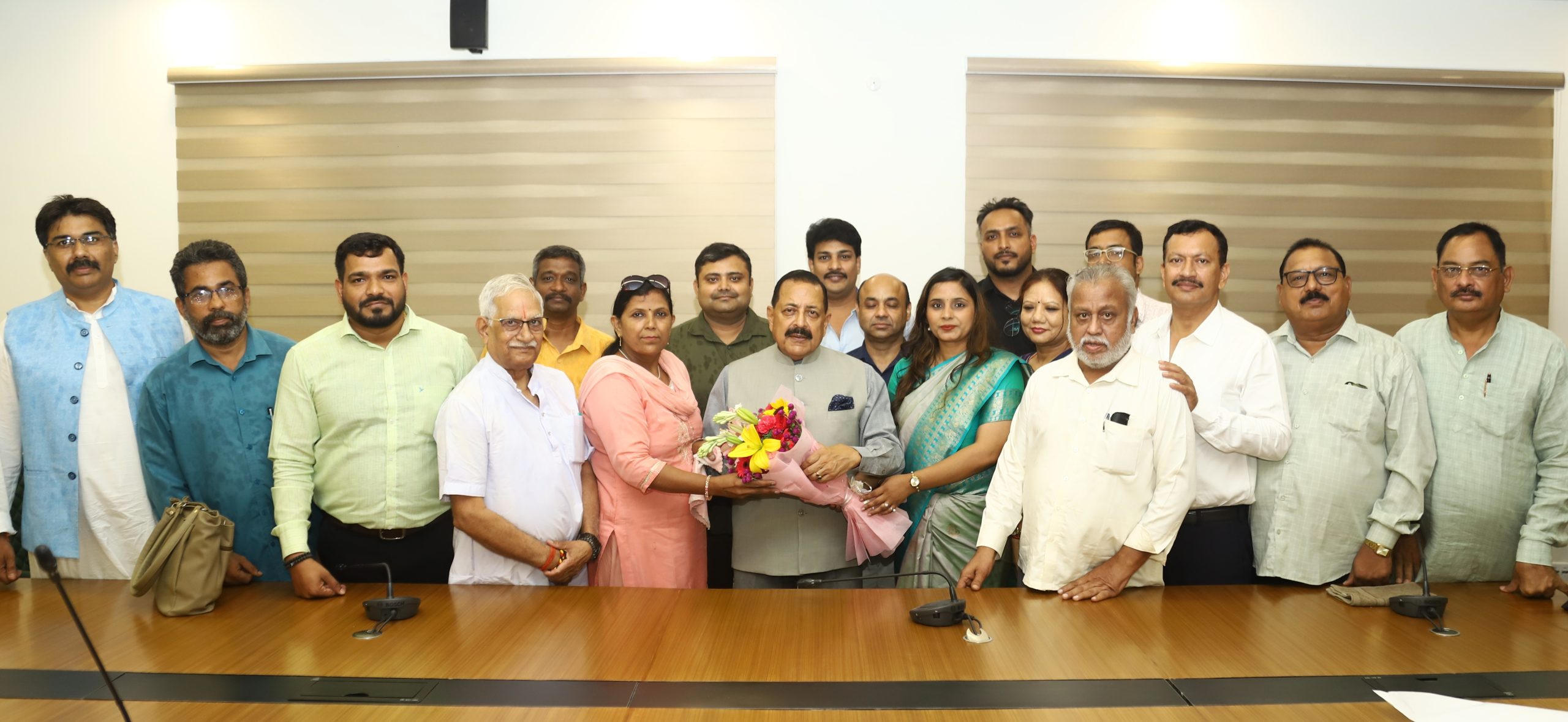 Bharatiya Mazdoor Sangh thanks Dr Jitendra for Govt decision to redeploy erstwhile ordnance employees