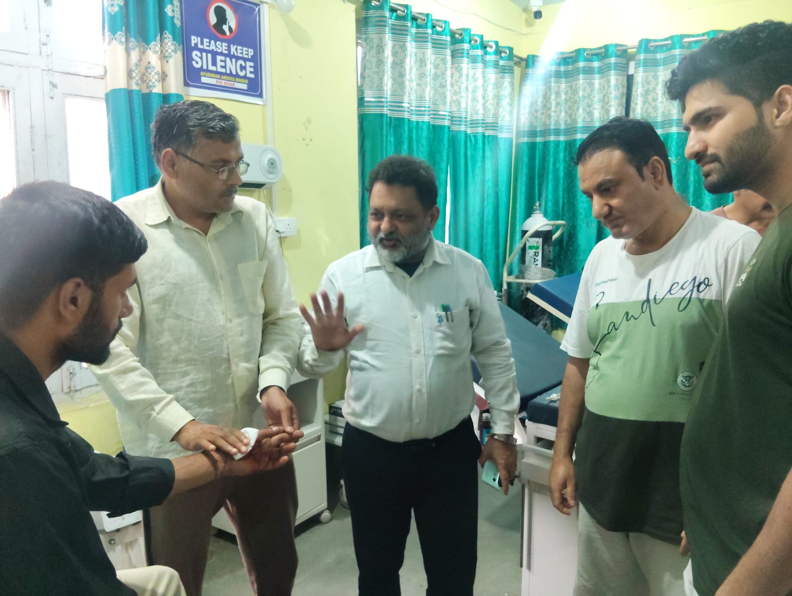 CMO Doda conducts surprise inspection of PHC Assar; Reviews healthcare services and staff attendance