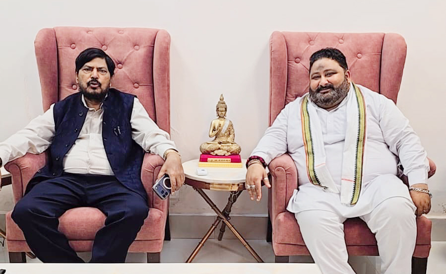 Chandan Datta meets Union Minister Ramdas Athawale, submits memorandum on reservation policy