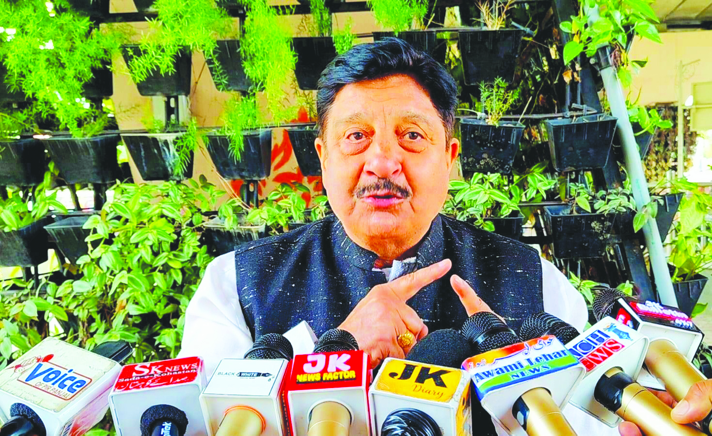 NC MP Agha Ruhullah invites Sunil Dimple for August 5 meeting on Article 370, Statehood