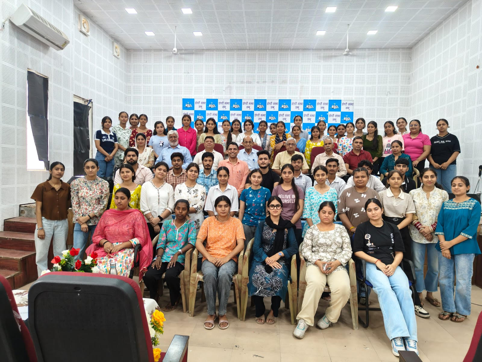 Dogri Sanstha Jammu organises 15-day skill development internship translation workshop; Over 70 students participate Dogri Sanstha Jammu organises 15-day skill development internship translation workshop; Over 70 students participate