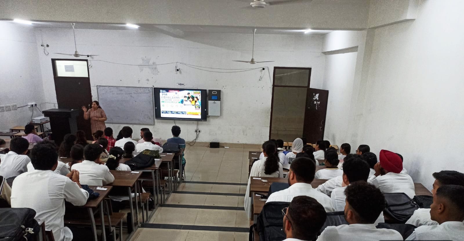 GDC Paloura organises Counselling and Guidance Session on scholarships and student welfare