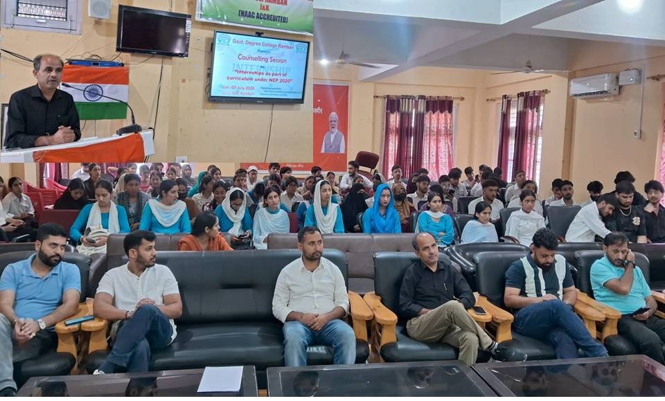GDC Ramban organizes awareness and counselling session on PM Internship Scheme, NEP-2020 Internship Programme