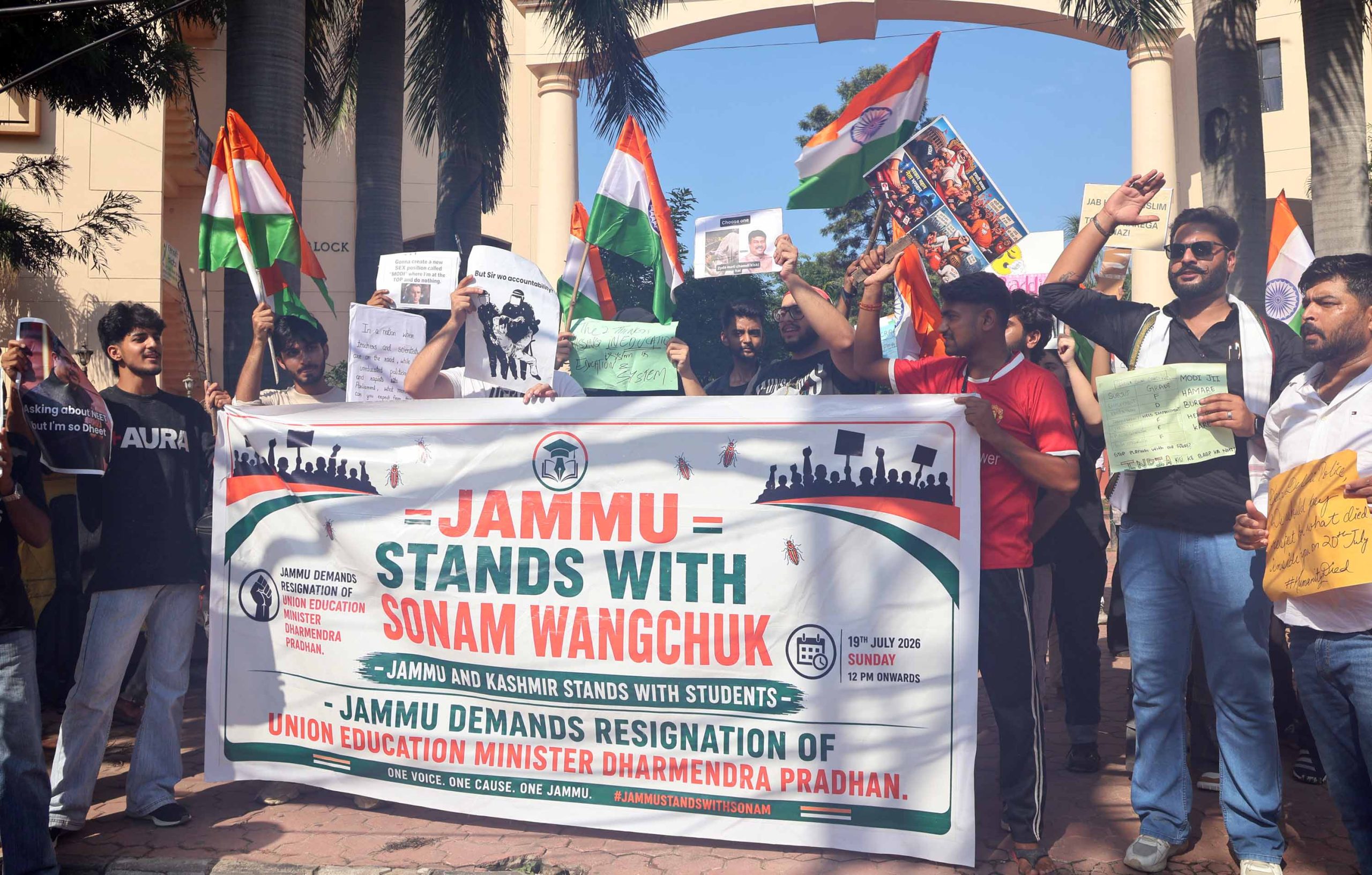 Jammu Youth Protest in support of Sonam Wangchuk