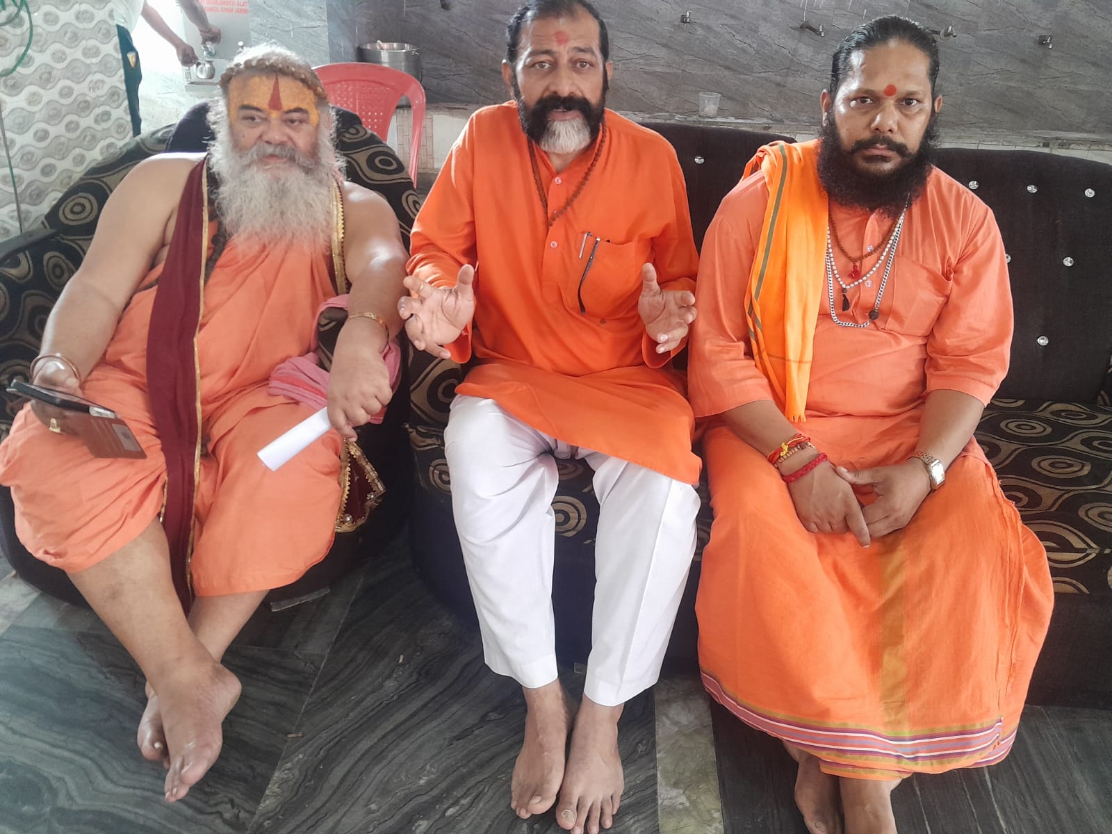 Kesri demands immediate supply of Rations for Saints at Shri Ram Temple, Old Mandi