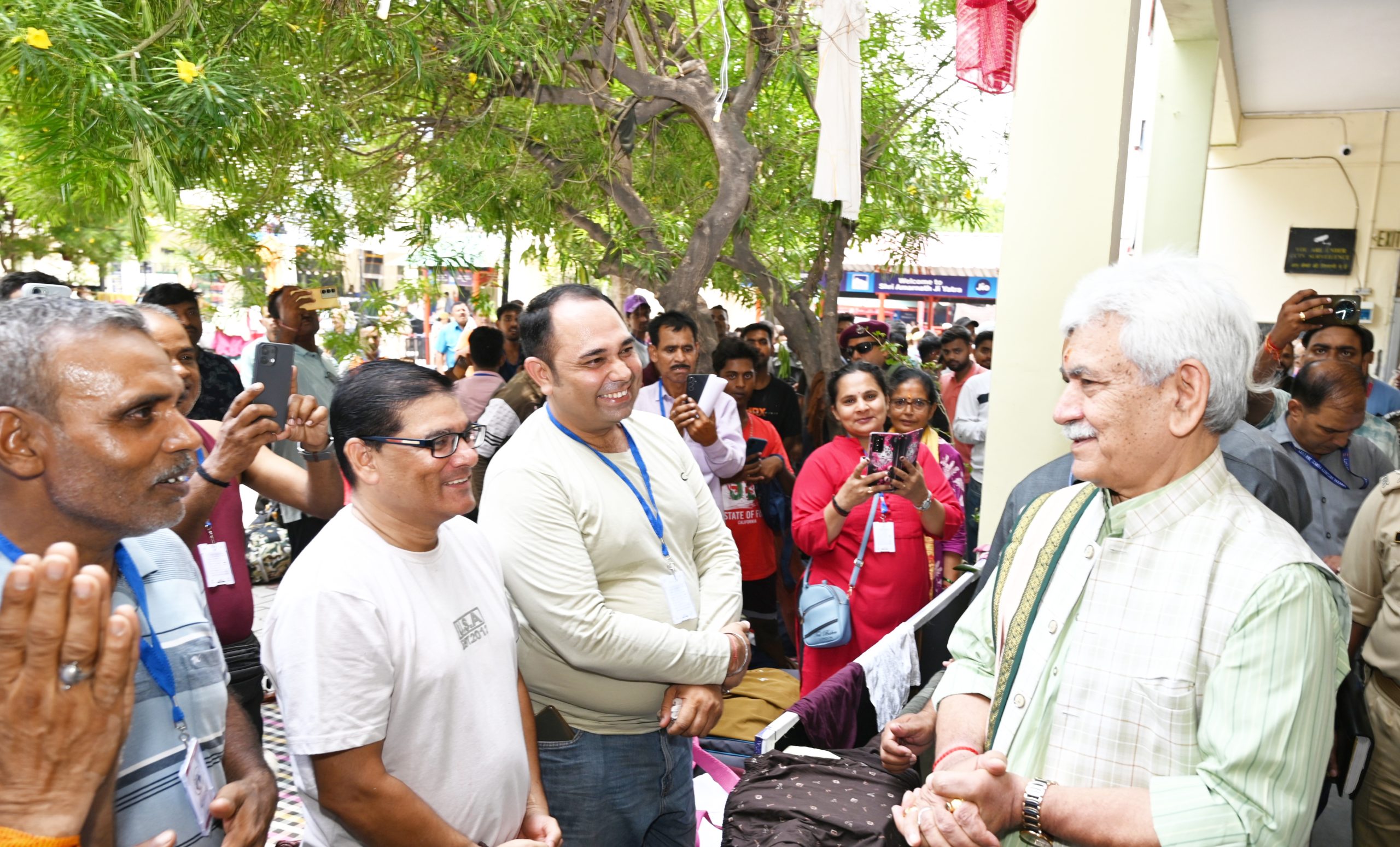 Lieutenant Governor reviews facilities and services for pilgrims at Bhagwati Nagar Yatri Niwas Lieutenant Governor reviews facilities and services for pilgrims at Bhagwati Nagar Yatri Niwas