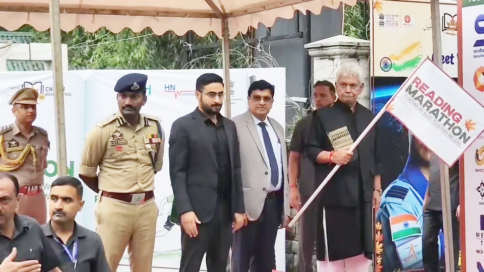 ‘Say no to drugs, Yes to books’: LG Sinha urges youth to embrace reading ‘Say no to drugs, Yes to books’: LG Sinha urges youth to embrace reading