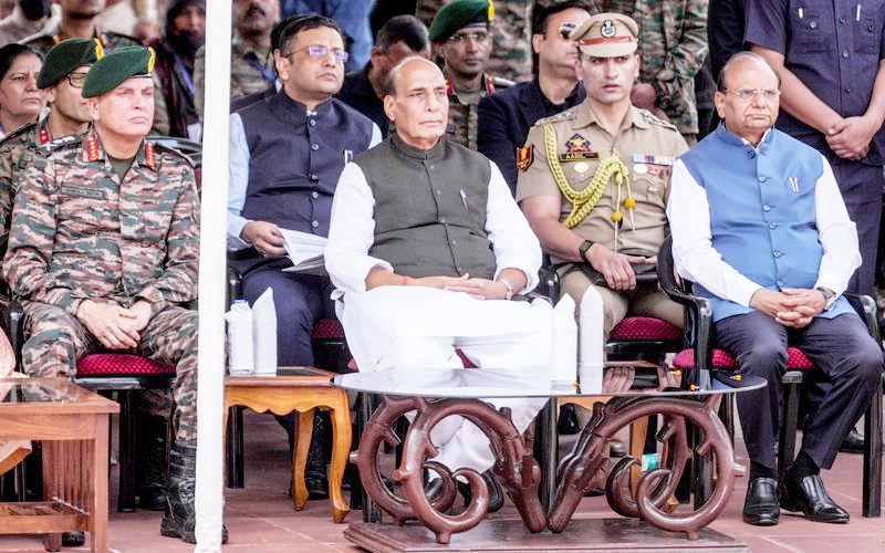 Ladakh LG pays tribute to Kargil war heroes, Says their legacy will inspire generations Ladakh LG pays tribute to Kargil war heroes, Says their legacy will inspire generations