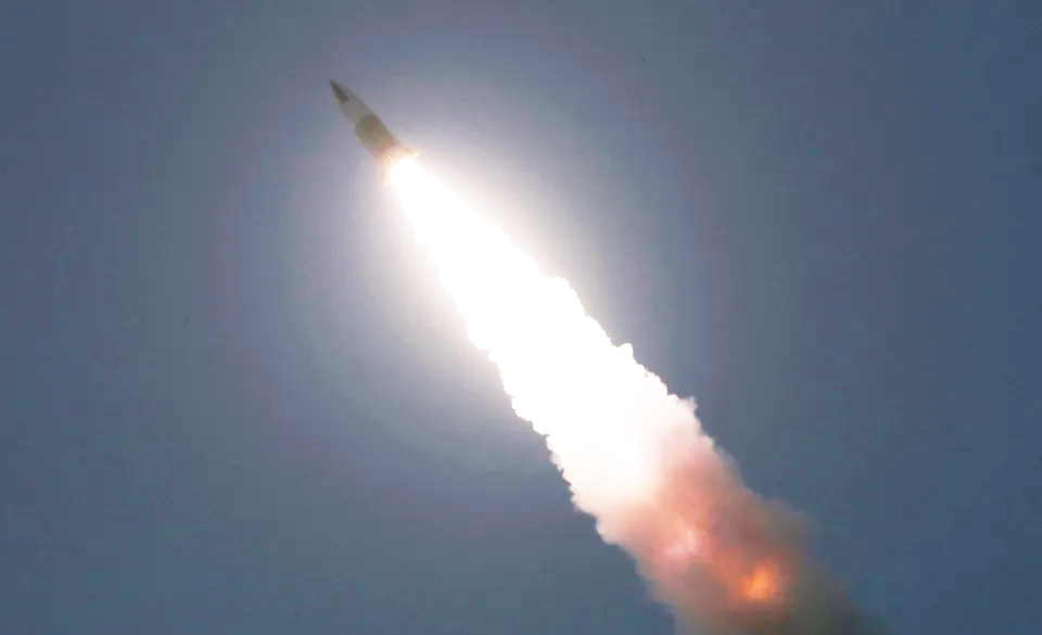 Missile alerts sound in Bahrain and Qatar after US launches new round of airstrikes against Iran