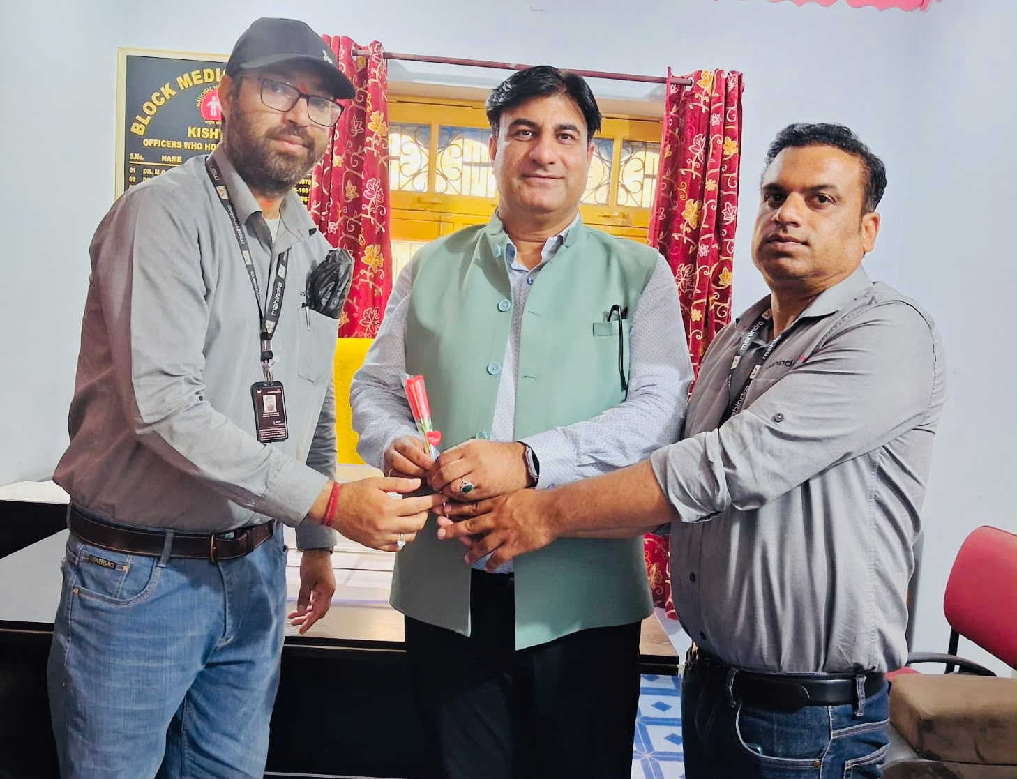 Mahindra & Mahindra Kishtwar Branch honours Dr. Nazir Hussain on National Doctors’ Day Mahindra & Mahindra Kishtwar Branch honours Dr. Nazir Hussain on National Doctors’ Day