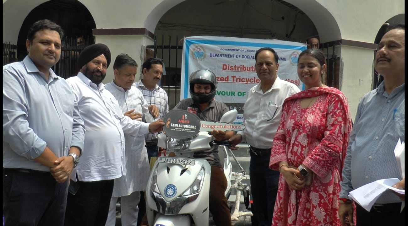 Motorised Tricycles distributed to Divyangjan beneficiaries in Jammu