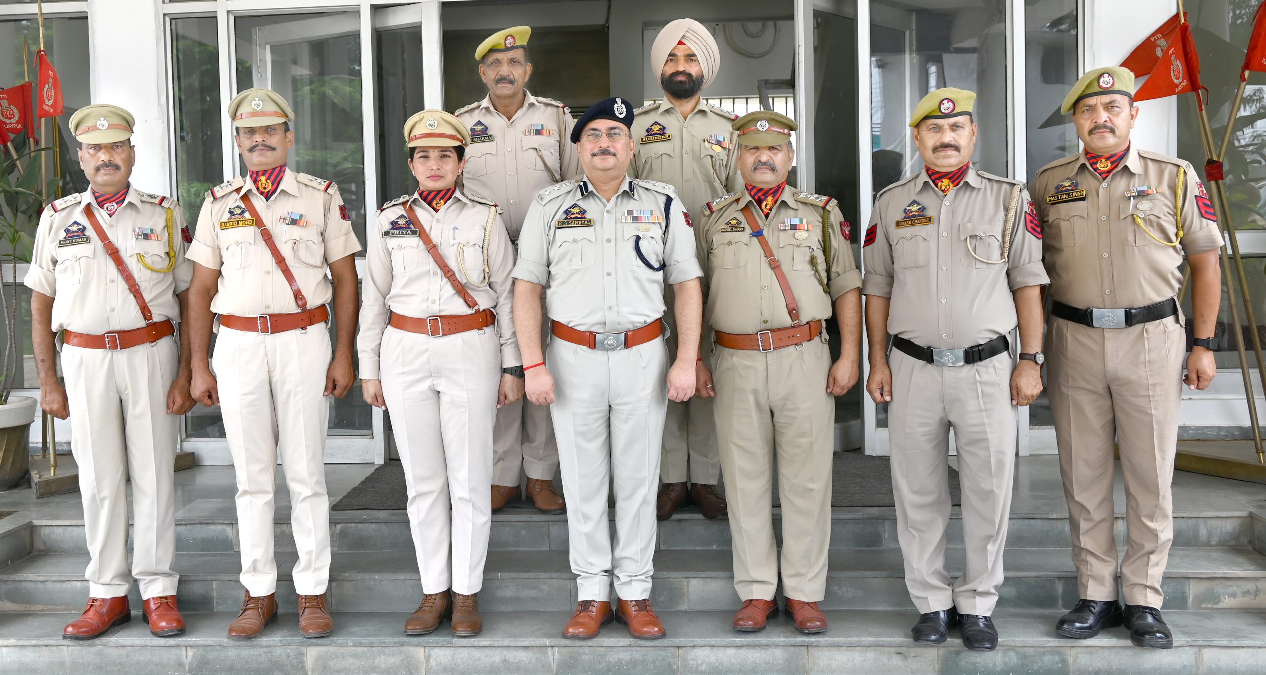 PTTI Vijaypur holds ceremonial pipping function for promoted police personnel