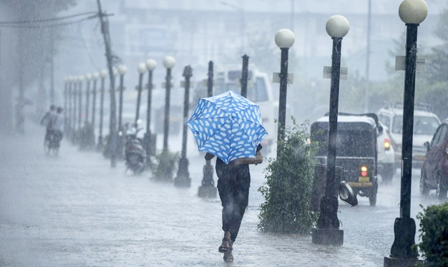 IMD warns of heavy rain, Flash flood risk across J&K