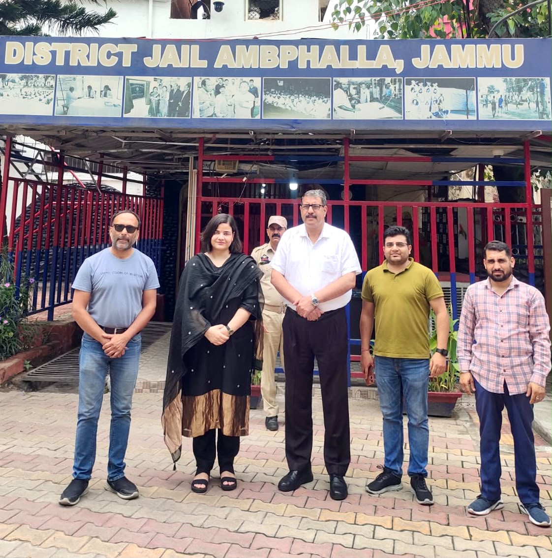 Secretary DLSA Jammu visits Prison Legal Aid Clinic at District Jail Amphalla