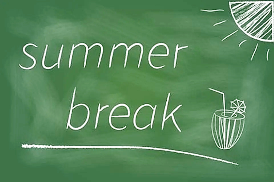 Govt announces 13-day summer break for J&K colleges