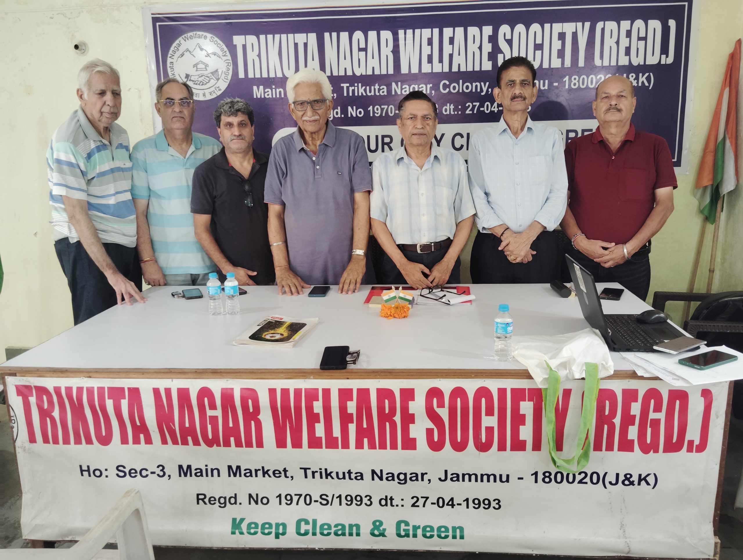TNWS organises Senior Citizens’ Vay Bandan Card Camp, raises civic issues in Trikuta Nagar