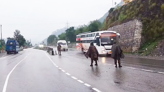Amarnath Yatra 2026: Over 5,700 pilgrims depart Jammu in fifth batch as rain eases heat in Ramban