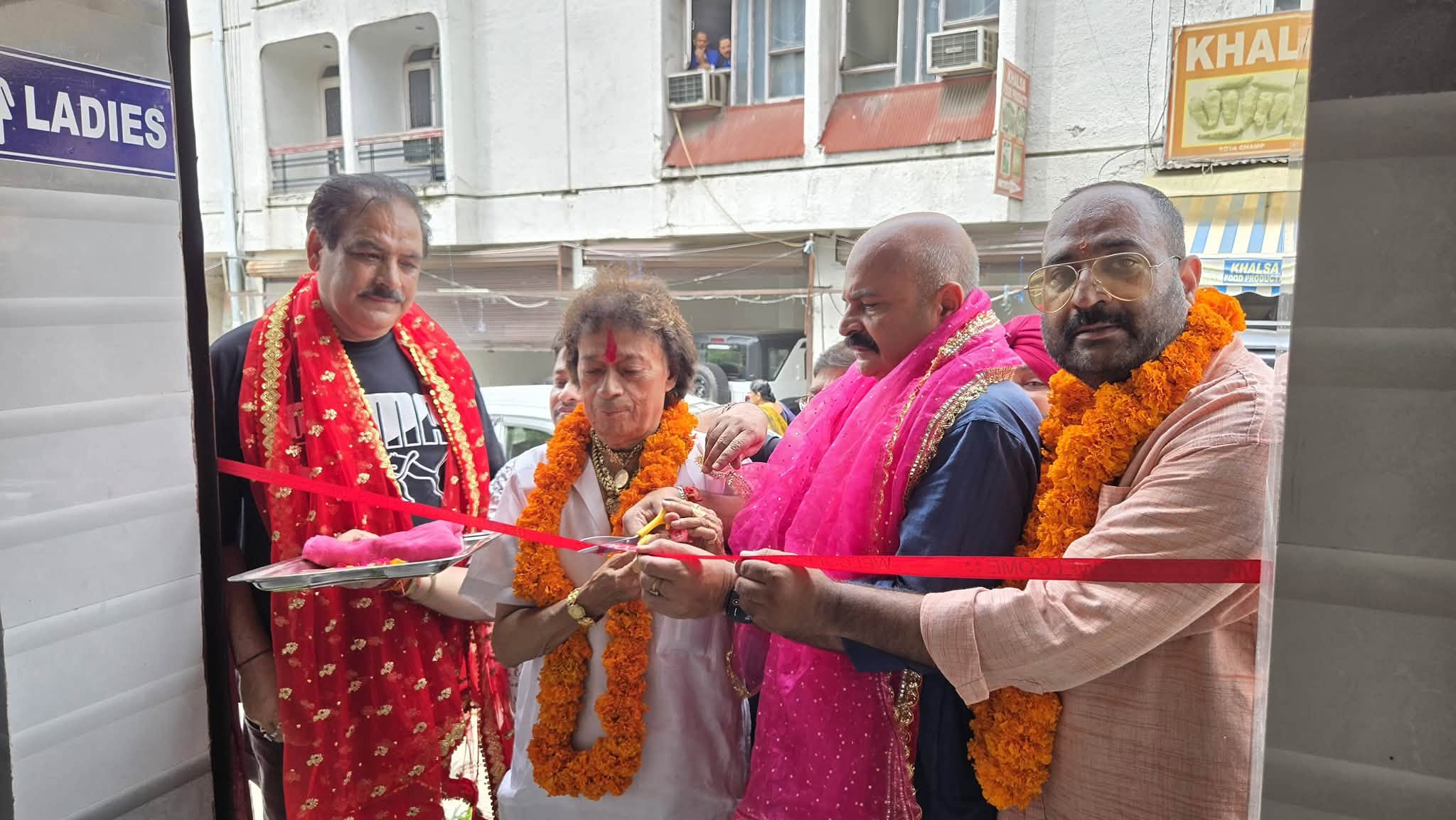 Yudhvir Sethi inaugurates two public toilets complexes worth Rs 15 lakh  in Jammu East, boosts sanitation infrastructure