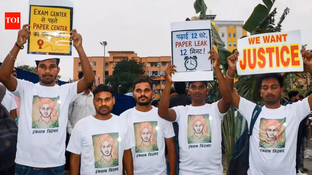 ‘Cancel JPSC exam’: Jharkhand students continue protest, seek CBI investigation | India News