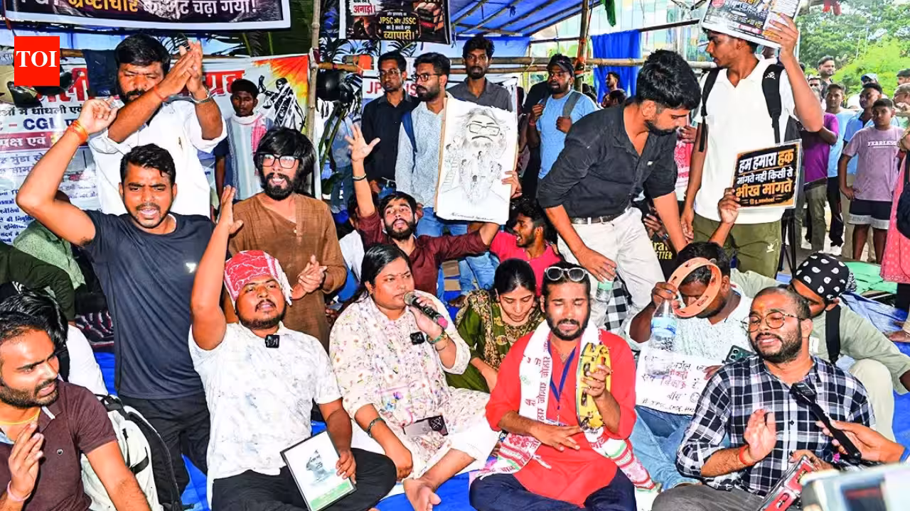 Rahul reaches out to Gen Z, backs student stir in Jharkhand | India News