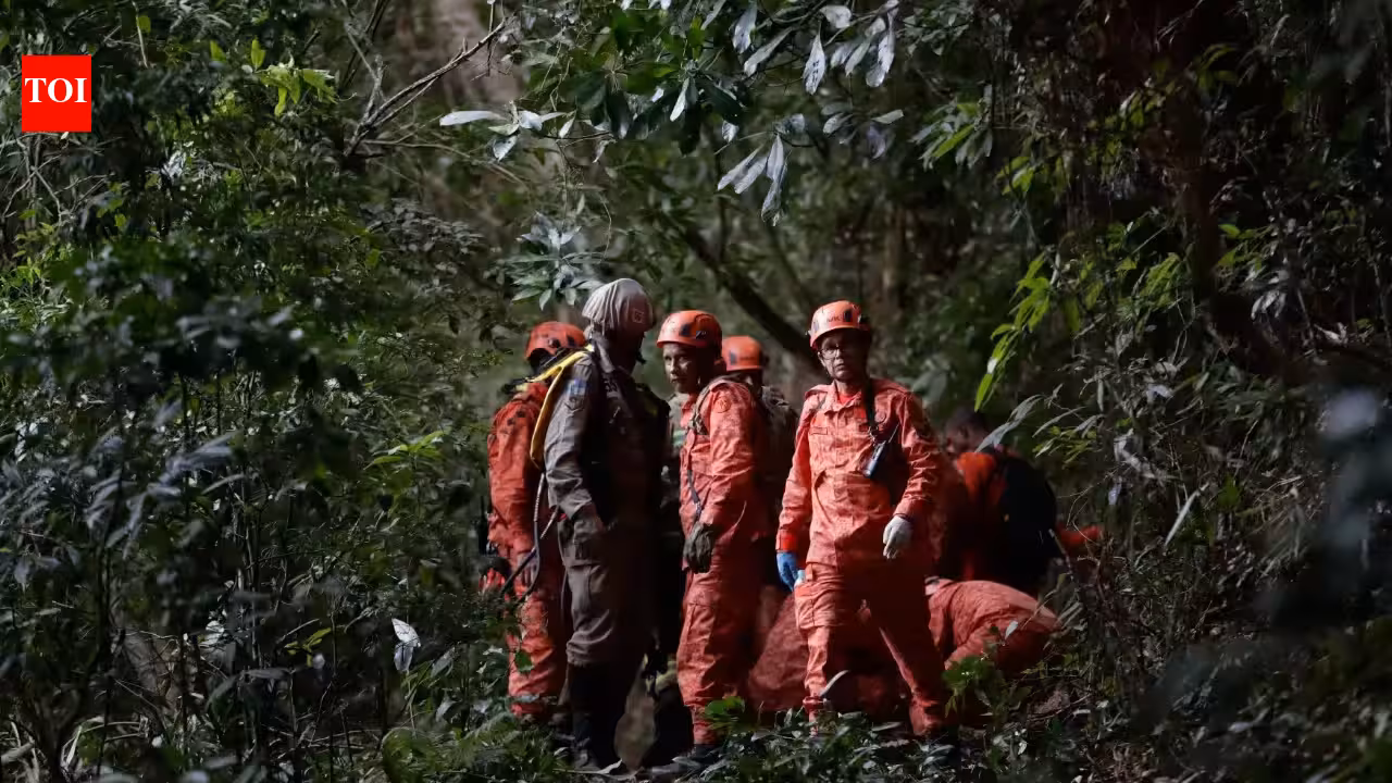 Four killed in helicopter crash in Rio de Janeiro