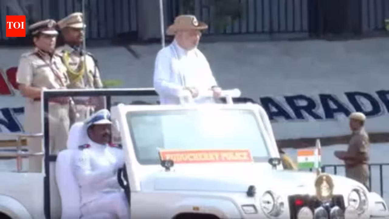 Amit Shah presents President’s Colour to Puducherry Police | India News Amit Shah presents President’s Colour to Puducherry Police | India News