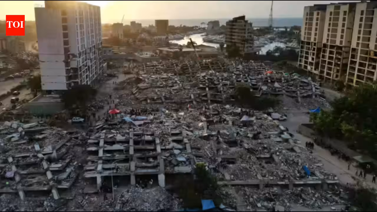 Venezuela earthquake toll rises to 6,301; over 9,500 homes deemed high-risk Venezuela earthquake toll rises to 6,301; over 9,500 homes deemed high-risk