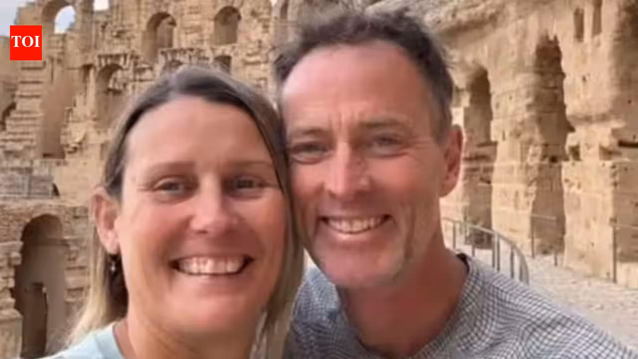 British couple jailed in Iran over spying charges end 3-month hunger strike, family demands release British couple jailed in Iran over spying charges end 3-month hunger strike, family demands release