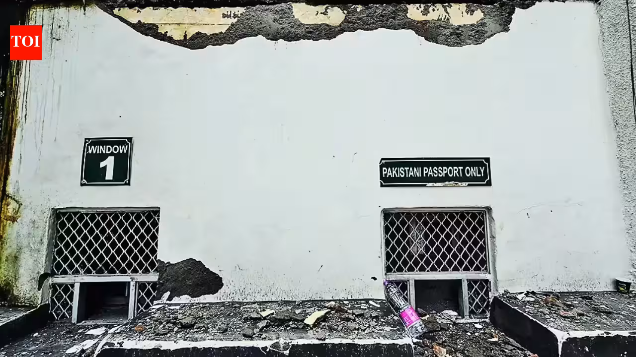 Tit for tat: India removes Pak high commission queue liners | India News Tit for tat: India removes Pak high commission queue liners | India News