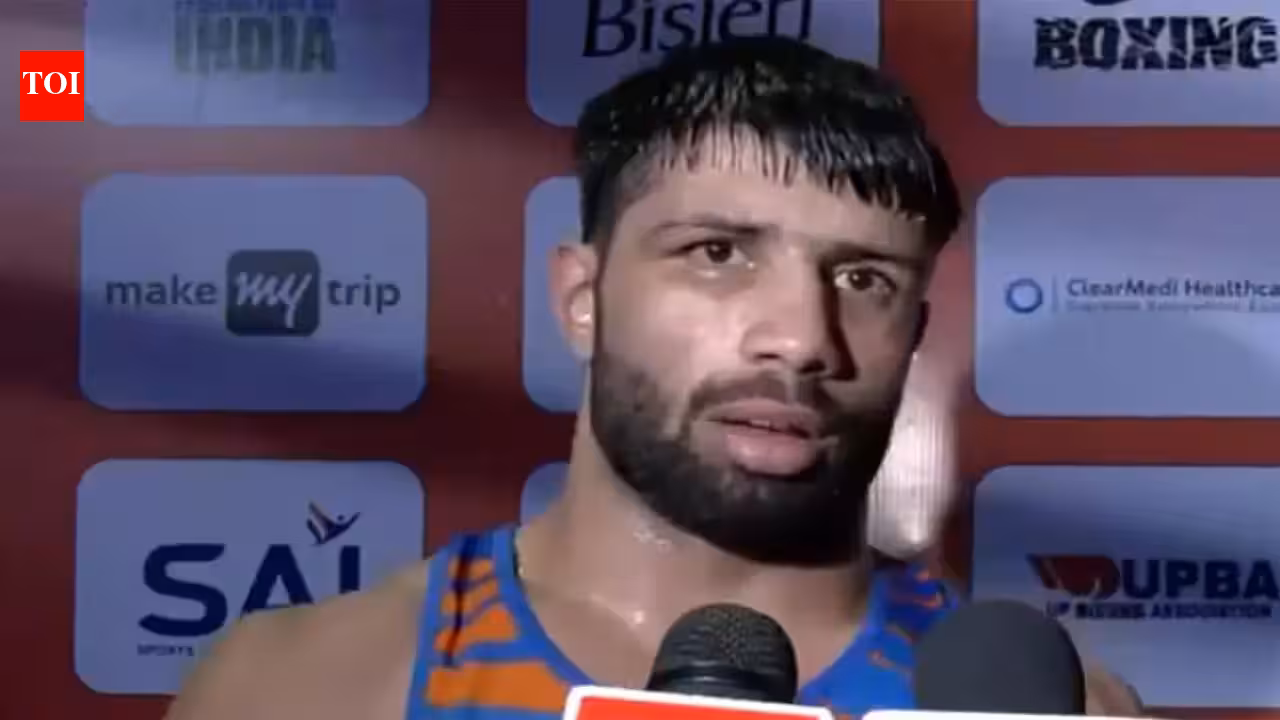 His father died young and financial hardship forced him to quit boxing and work as a school security guard; years later, Sumit Kundu survived a career-threatening injury and is now going to the Asian Games | Boxing News