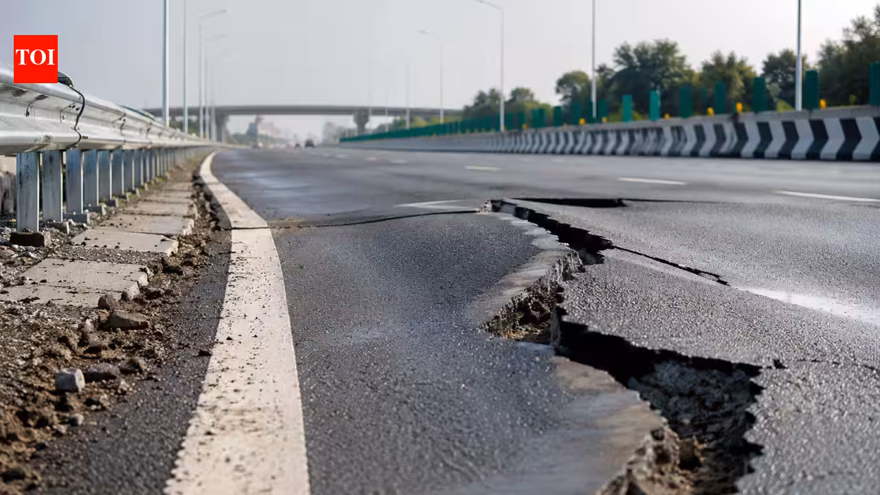 ‘Slippages reveal design flaw on Kanpur-Lucknow e-way’ | India News ‘Slippages reveal design flaw on Kanpur-Lucknow e-way’ | India News