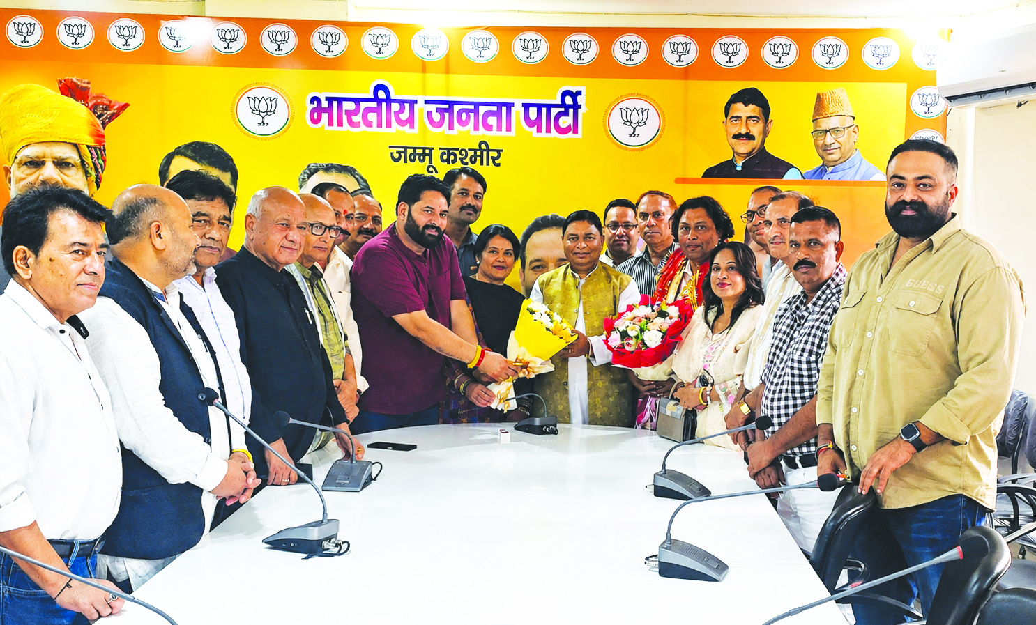 BJP SC Morcha Jammu & Kashmir Honours Renowned Singer Shakti Kumar