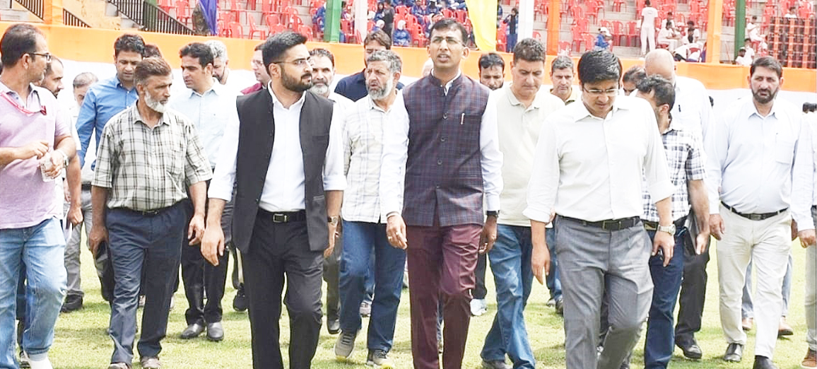 Div Com Kashmir inspects preparations for Independence Day Celebrations at Bakshi Stadium Div Com Kashmir inspects preparations for Independence Day Celebrations at Bakshi Stadium