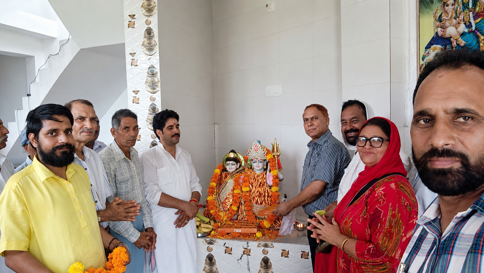 Divine blessings descend upon Gande as Shiv Parivar Idol is installed