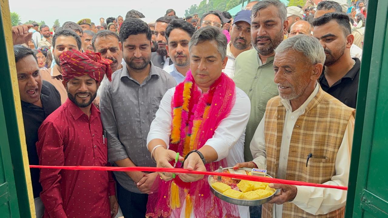 Dr. Sunil Bhardwaj attends Annual Baba Pradhar Mela Bari