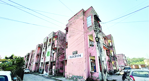 Nearly 5,000 flats to undergo major repair, Renovation in Migrant Camps across Jammu Nearly 5,000 flats to undergo major repair, Renovation in Migrant Camps across Jammu