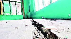 Three families evacuated after land subsidence, Cracks in houses in Ramban