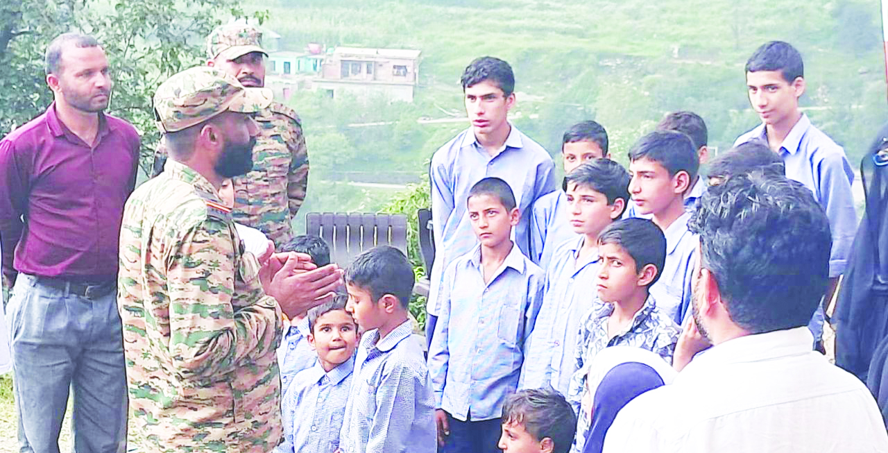 Army organised motivational talk on joining the defence forces at Koriwali, Rajouri Army organised motivational talk on joining the defence forces at Koriwali, Rajouri