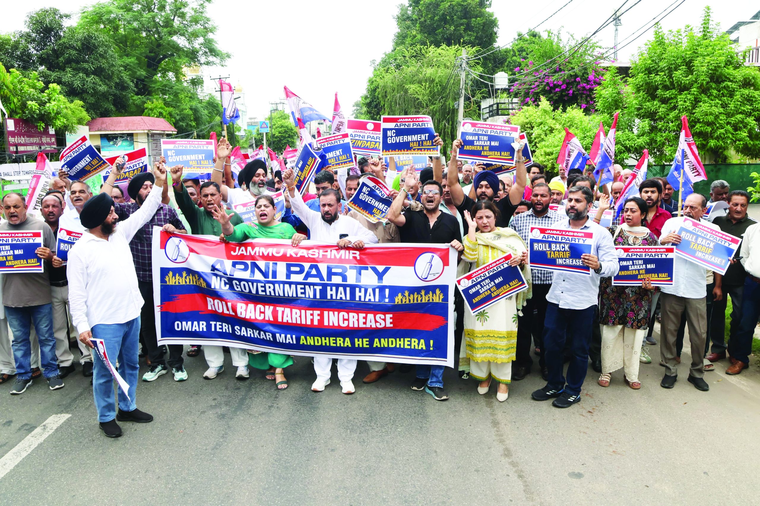 JKAP protests power tariff hike, demands immediate rollback