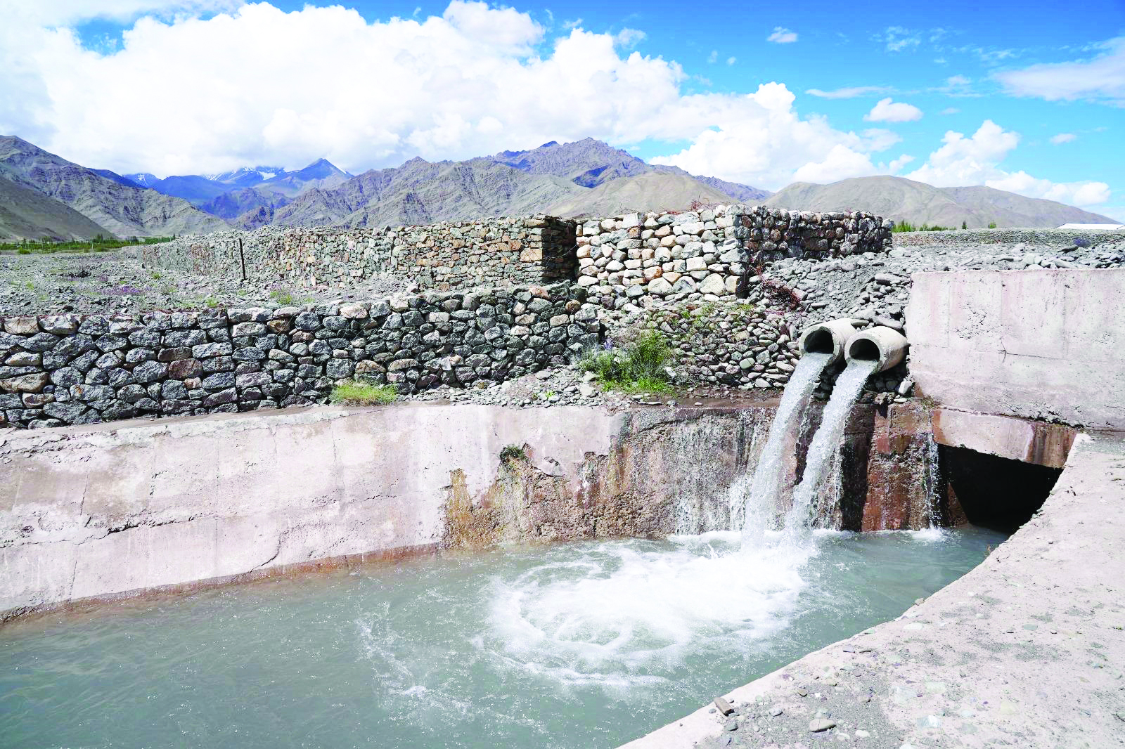 Pioneering initiative by LG Saxena saves 90 million litres of glacier water daily