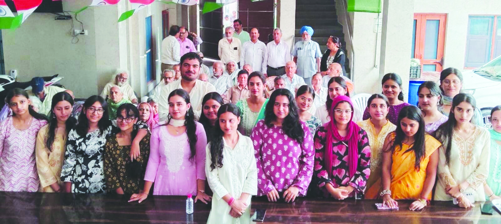 Psychology students bring joy, warmth and beautiful memories to Vridh Ashram Psychology students bring joy, warmth and beautiful memories to Vridh Ashram