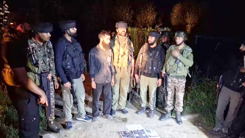 Suspect held with hand grenade, Anti-National posters in Pulwama