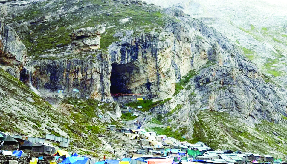 Amarnath Yatra convoys suspended as precaution ahead of Article 370 abrogation anniversary