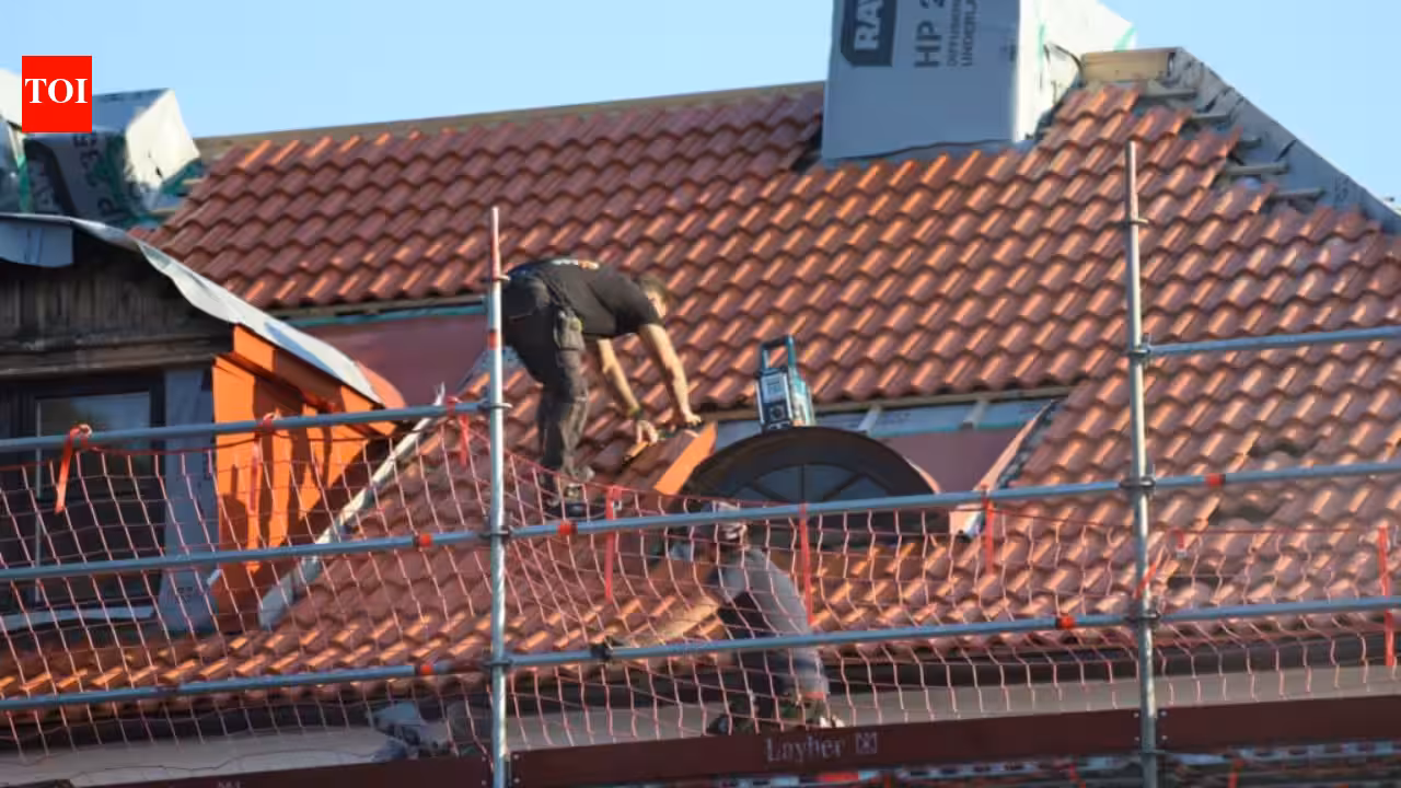 In 1997, Texas mixed discarded roofing shingles into two 1,000-foot Highway 31 test sections; years later, officials said their performance was comparable to conventional asphalt