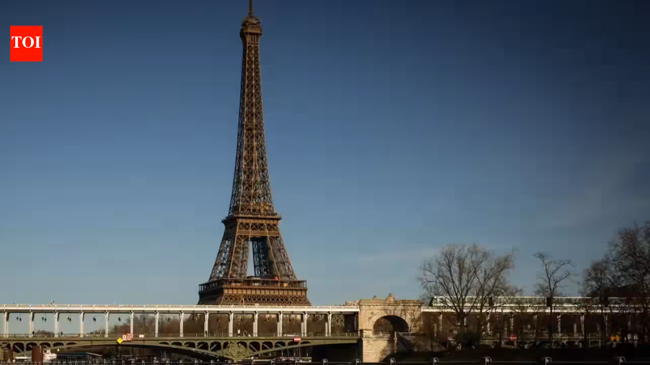 Eiffel Tower shuts after staff strike over BAPS visit | India News Eiffel Tower shuts after staff strike over BAPS visit | India News