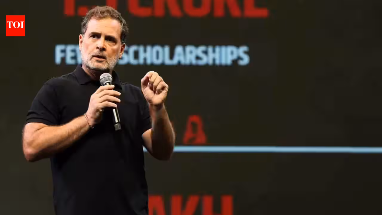 System threatened by students as they ask questions: Rahul | India News System threatened by students as they ask questions: Rahul | India News