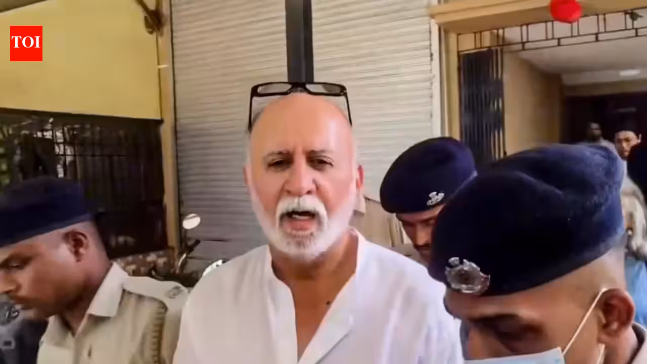 SC notices to Tarun Tejpal, Goa police in 2013 rape case | India News SC notices to Tarun Tejpal, Goa police in 2013 rape case | India News
